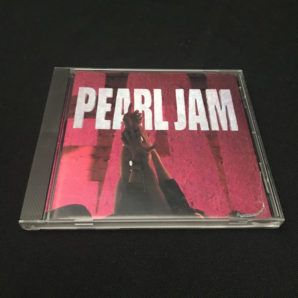 pearl jam ten album art