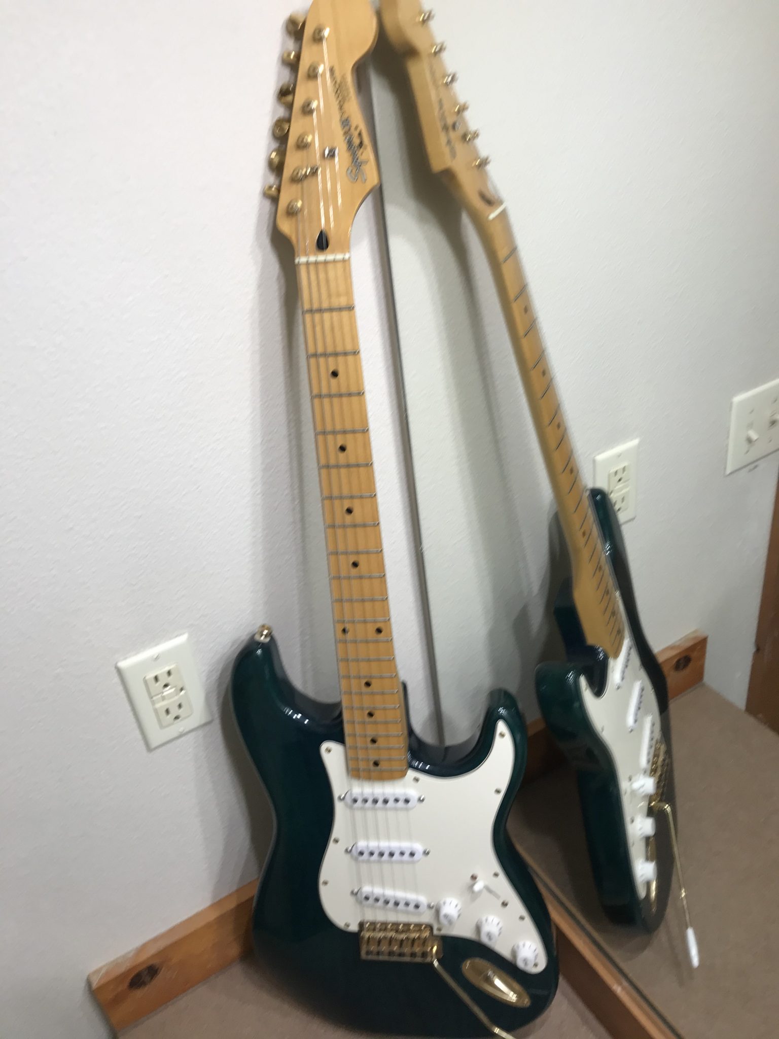 Rare Fender Squire II 1989 Stratocaster Strat Aqua Blue Gold Hardware