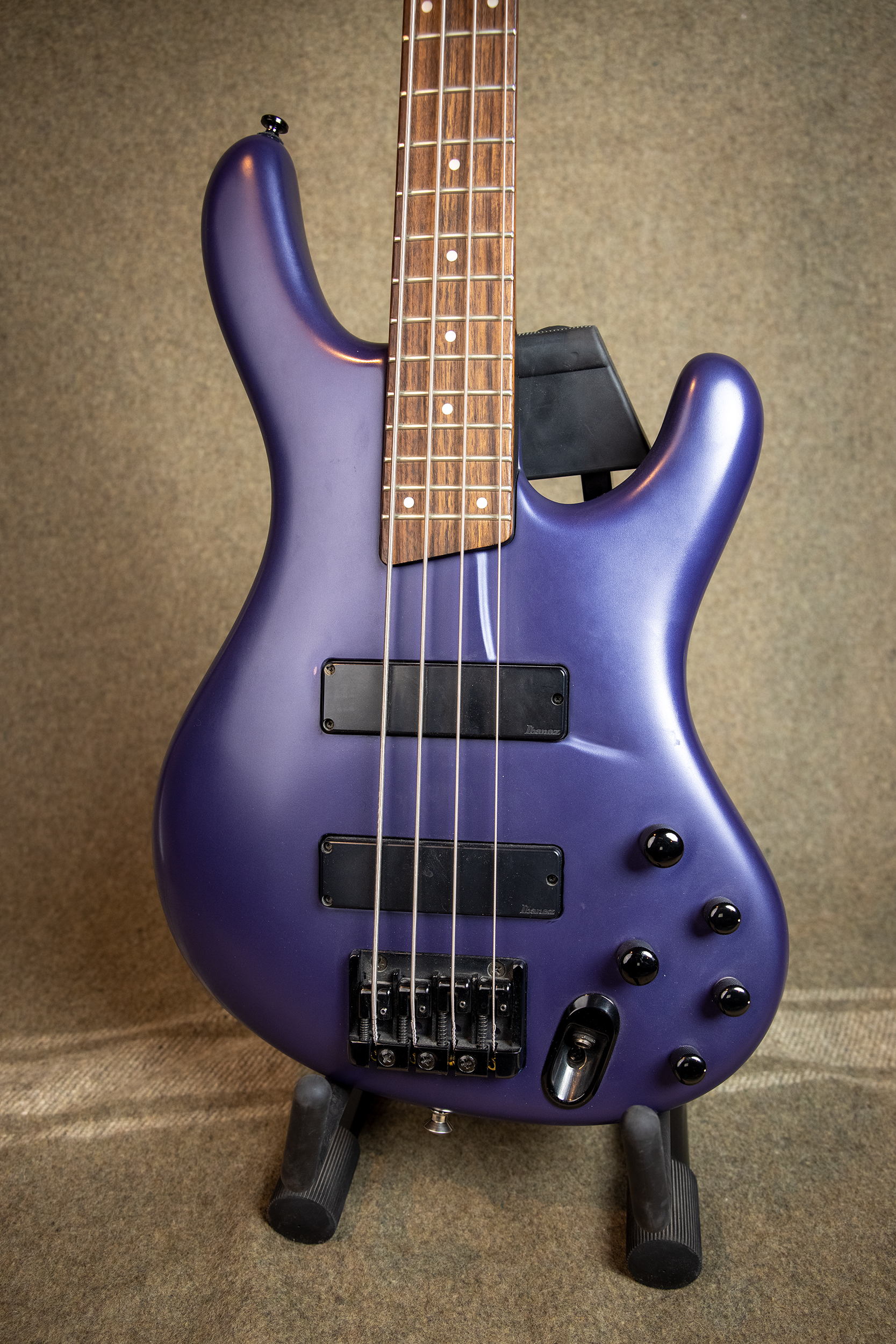 Ibanez EDB600 Ergodyne Electric 4 String Bass in Hard to Find Purple