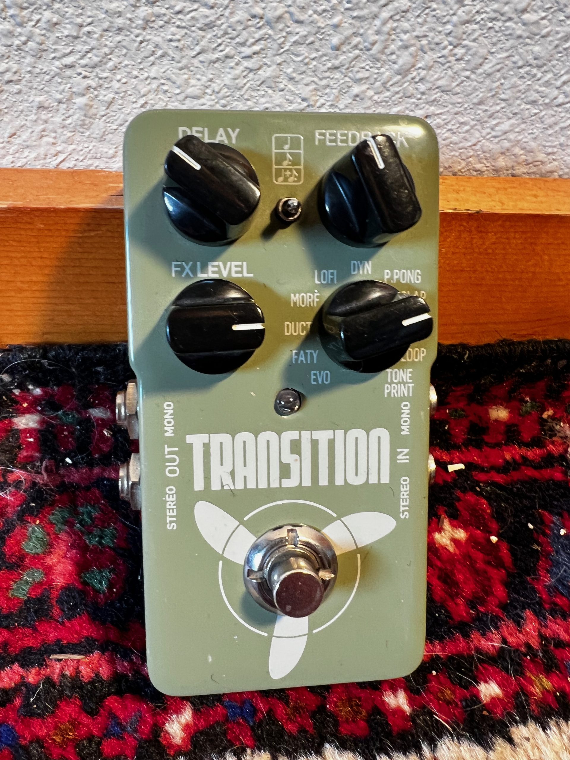 TC Electronic Transition - Delay and Looper Pedal