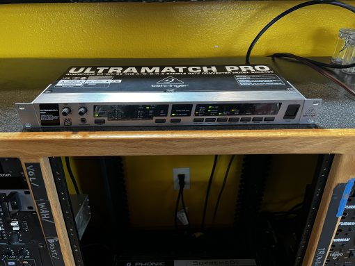 Behringer SRC2496 Ultramatch Pro - D/A A/D CONVERTERS - Rack Unit