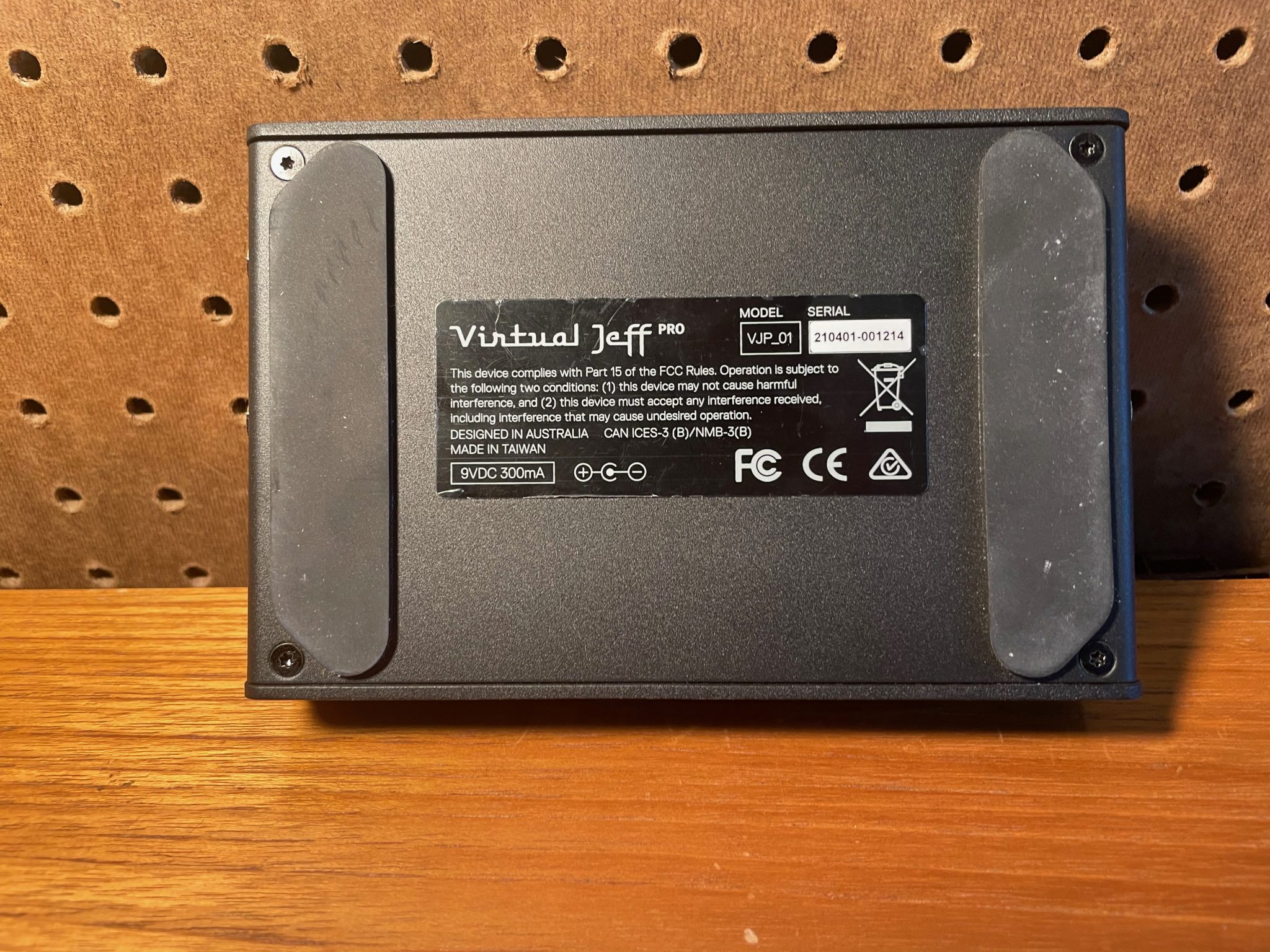 Virtual Jeff Pro Digital Whammy Bar for Electric or Acoustic Guitar Eclectic Sounds