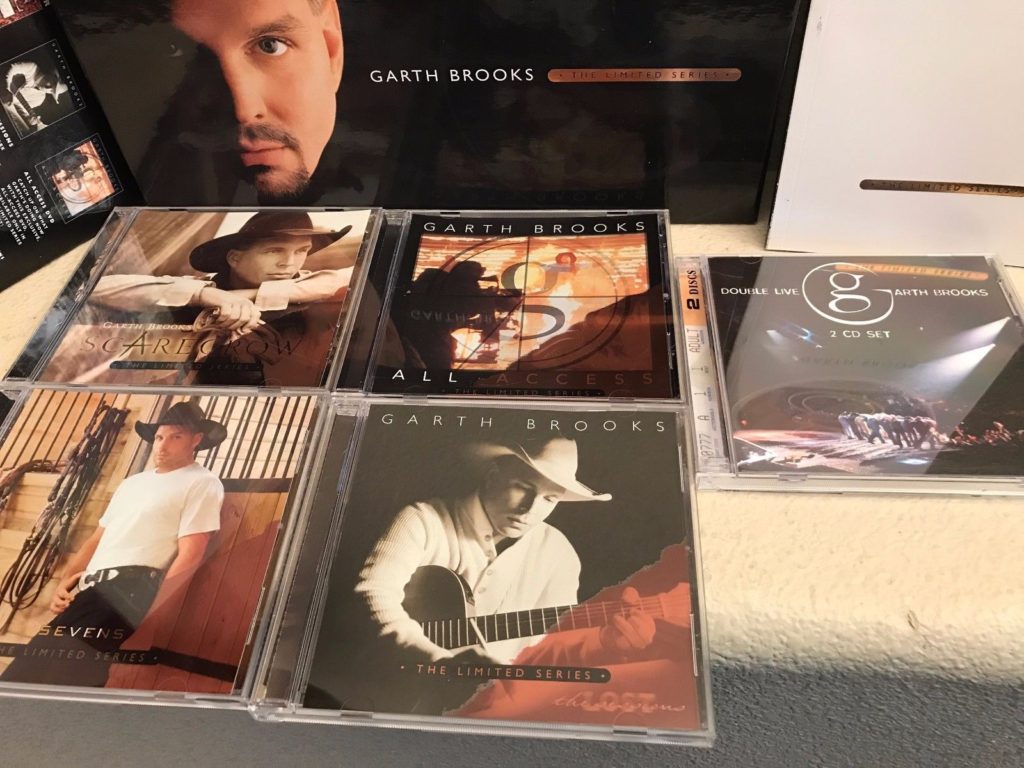 Garth Brooks The Limited Series 5 Cd Dvd Box Set And Book Near Mint